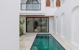 2 dormitorio villa 100 m² en Tumbak Bayuh, Indonesia. $210 000