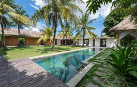 Villa – Seminyak, Bali, Indonesia. 4 300 €  por semana