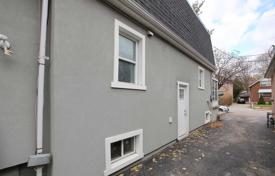7 dormitorio casa de pueblo en York, Canadá. C$1 345 000