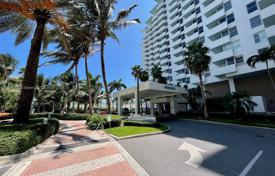 Condominio – Collins Avenue, Miami, Florida,  Estados Unidos. $315 000