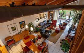 2 dormitorio casa de pueblo 100 m² en Miami, Estados Unidos. $460 000
