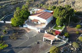 5 dormitorio villa 214 m² en Piedra Hincada, España. 977 000 €