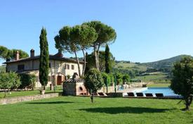 Villa – Siena, Toscana, Italia. 1 600 000 €