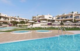 2 dormitorio chalet 84 m² en Torrevieja, España. 272 000 €
