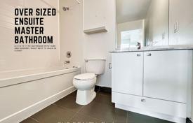 6 dormitorio piso en Old Toronto, Canadá. C$862 000