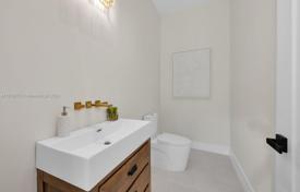6 dormitorio casa de pueblo 577 m² en Miami, Estados Unidos. $4 500 000