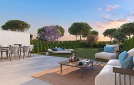 7 dormitorio adosado 173 m² en San Roque, España. 638 000 €