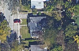 Casa de pueblo – North Miami, Florida, Estados Unidos. $400 000