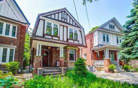 5 dormitorio casa de pueblo en Old Toronto, Canadá. C$1 810 000