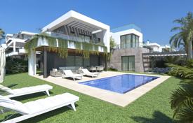 3 dormitorio adosado 261 m² en Torrevieja, España. 620 000 €