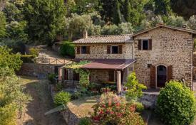 3 dormitorio villa 250 m² en Montalcino, Italia. 1 050 000 €