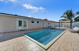 Casa de pueblo – Hollywood, Florida, Estados Unidos. $500 000
