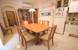 3 dormitorio piso 93 m² en Split, Croacia. 395 000 €