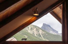 10 dormitorio mansión 220 m² en Provenza - Alpes - Costa Azul, Francia. 1 260 000 €