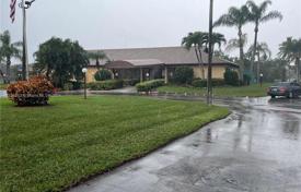 Casa de pueblo – West Palm Beach, Florida, Estados Unidos. $365 000