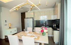 2-dormitorio apartamentos en condominio en Watthana, Tailandia. $614 000