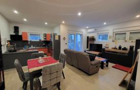 4 dormitorio piso 75 m² en Crikvenica, Croacia. 265 000 €