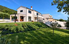 4 dormitorio casa de pueblo 147 m² en Rabac, Croacia. Price on request
