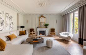 4 dormitorio piso 201 m² en L'Eixample, España. 2 350 000 €
