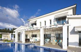 5 dormitorio villa en Coral Bay, Chipre. 9 200 €  por semana