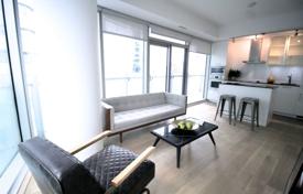 Piso – York Street, Old Toronto, Toronto,  Ontario,   Canadá. C$918 000