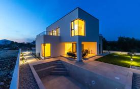 6 dormitorio casa de pueblo 237 m² en Sukošan, Croacia. 1 188 000 €