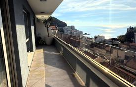 3 dormitorio piso 184 m² en Bečići, Montenegro. 590 000 €