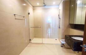2-dormitorio apartamentos en condominio en Khlong Toei, Tailandia. $3 400  por semana