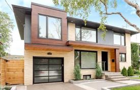 Casa de pueblo – Etobicoke, Toronto, Ontario,  Canadá. C$1 575 000