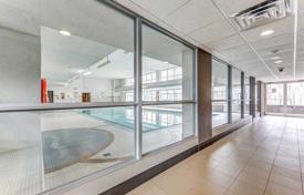 5 dormitorio piso en Scarborough, Canadá. C$722 000