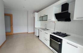 3 dormitorio piso 175 m² en Bahçeşehir, Turquía. $202 000