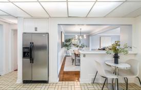 11 dormitorio casa de pueblo en North York, Canadá. C$1 672 000