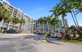 Condominio – Hallandale Beach, Florida, Estados Unidos. $395 000