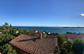 4 dormitorio casa de pueblo 190 m² en Umag, Croacia. 450 000 €