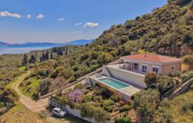 3 dormitorio villa 129 m² en Administration of the Peloponnese, Western Greece and the Ionian Islands, Grecia. 580 000 €