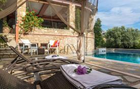 4 dormitorio villa 180 m² en Sithonia, Grecia. 5 200 €  por semana