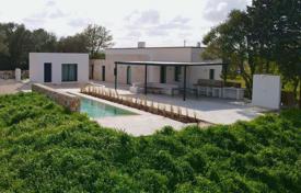 6 dormitorio piso 130 m² en Ostuni, Italia. 760 000 €