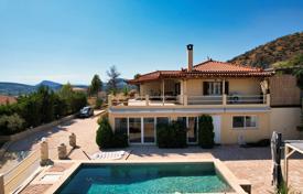 6 dormitorio casa de pueblo 296 m² en Ermioni, Grecia. 830 000 €