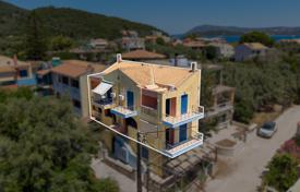 4 dormitorio piso 130 m² en Levkas, Grecia. 540 000 €