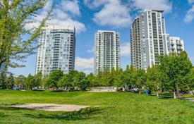 5 dormitorio piso en North York, Canadá. C$873 000