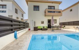 Villa – Paralimni, Famagusta, Chipre. 320 000 €