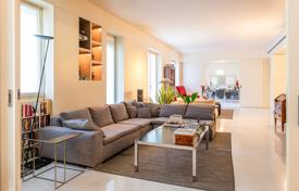 5 dormitorio piso en Milán, Italia. Price on request