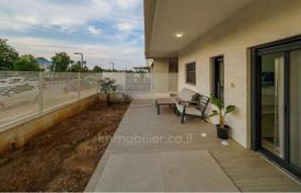 5 dormitorio piso 200 m² en Nahariyya, Israel. $992 000