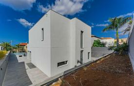 4 dormitorio villa 391 m² en Costa Adeje, España. 2 000 000 €