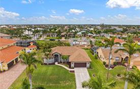 Casa de pueblo – Cape Coral, Florida, Estados Unidos. $455 000