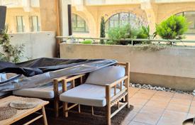 2 dormitorio piso 50 m² en Tel Aviv, Israel. $943 000