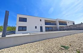 5 dormitorio casa de pueblo 158 m² en Krk, Croacia. 675 000 €
