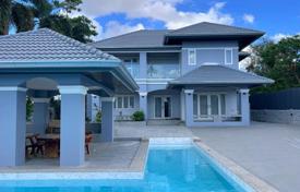 5 dormitorio villa 180 m² en Pattaya, Tailandia. $474 000