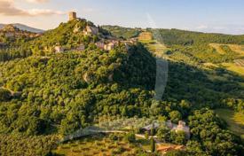 12 dormitorio villa 1044 m² en Siena, Italia. 1 400 000 €