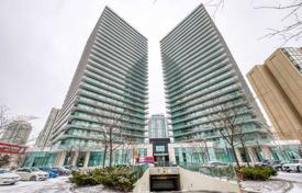 2 dormitorio piso en Yonge Street, Canadá. C$755 000